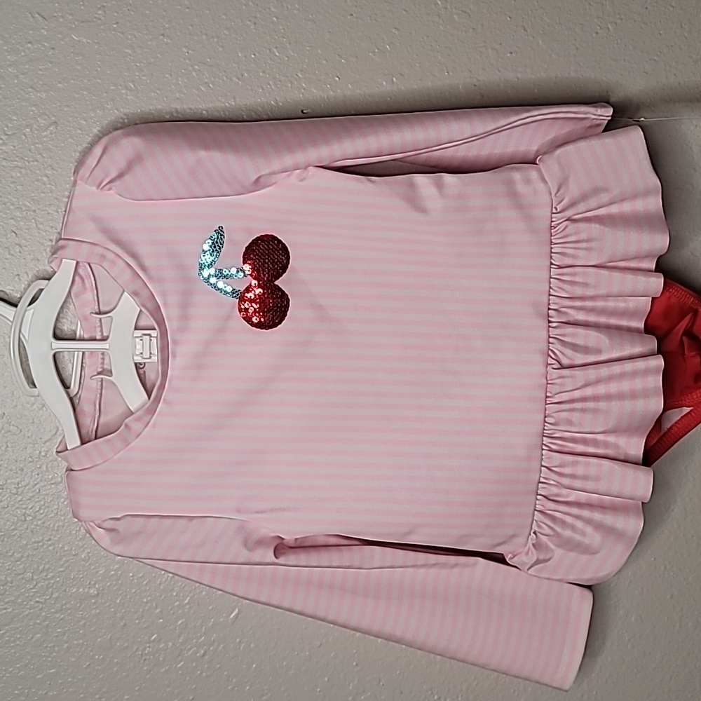 Cat and Jack girls 3T/4T 2 piece long sleeve swim set.